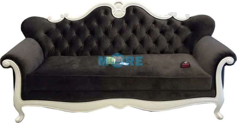 Mẫu Sofa tân cổ điển đẹp được làm bằng gỗ tự nhiên với các đường cong uốn lượn, hoa văn chạm trổ bằng tay kết hợp bọc nỉ cao cấp rút múi phù hợp với mọi gia đình Sofa tân cổ điển